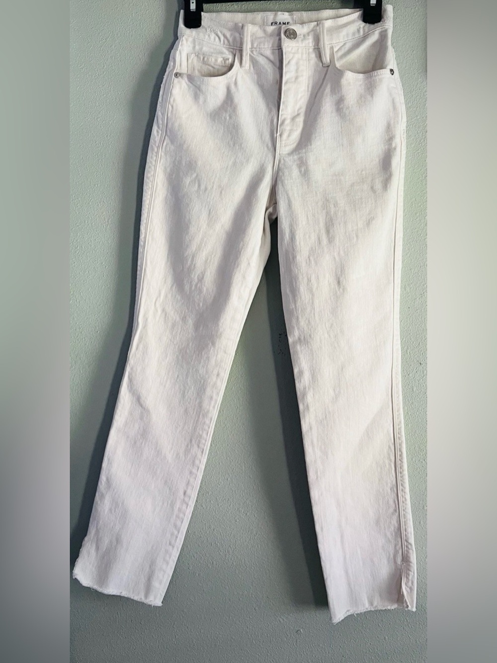 Frame Le Sylvie Straight Fray Split Hem Jeans, Size 26, Ivory/ Off White, EUC